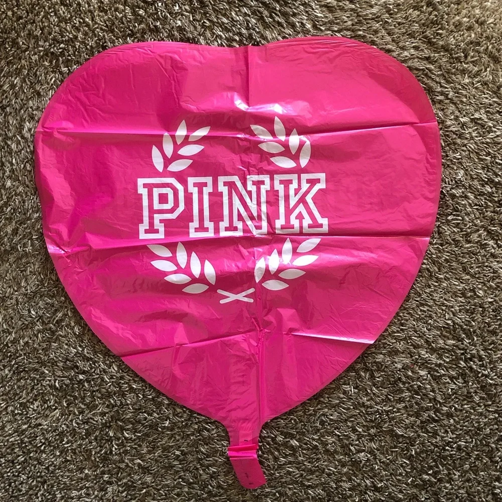 Victoria’s Secret VS PINK Logo Display Rare #PINKONCAMPUS Heart Balloon Prop